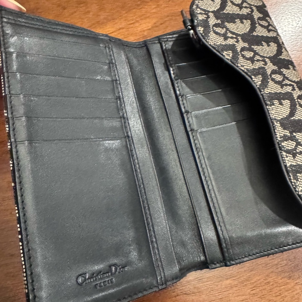 Dior Monogram Canvas Flap Wallet in Black & Beige - Picture 3 of 7
